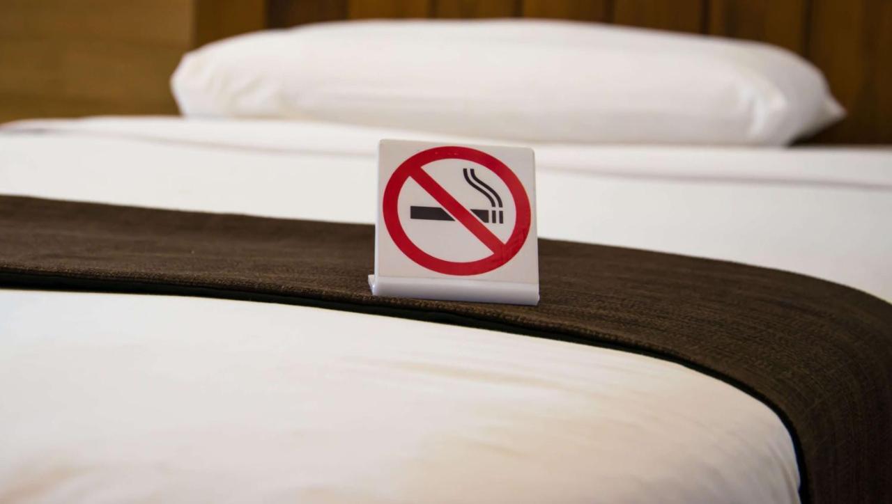 Relax Inn Bloomsburg Bagian luar foto
