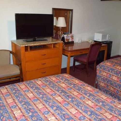 Relax Inn Bloomsburg Bagian luar foto